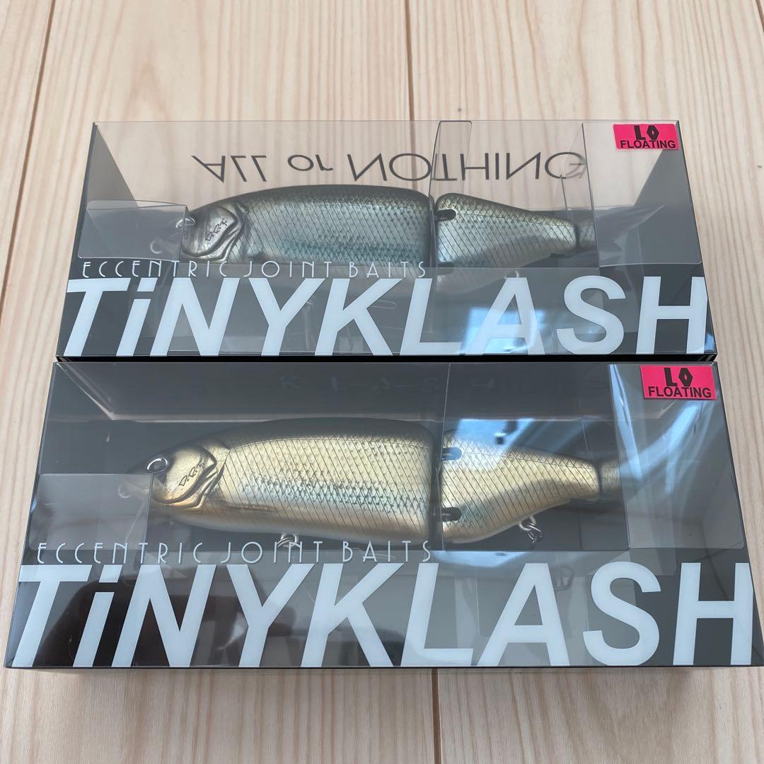 DRT TINY KLASH Low ウグイシルバー・ゴールド