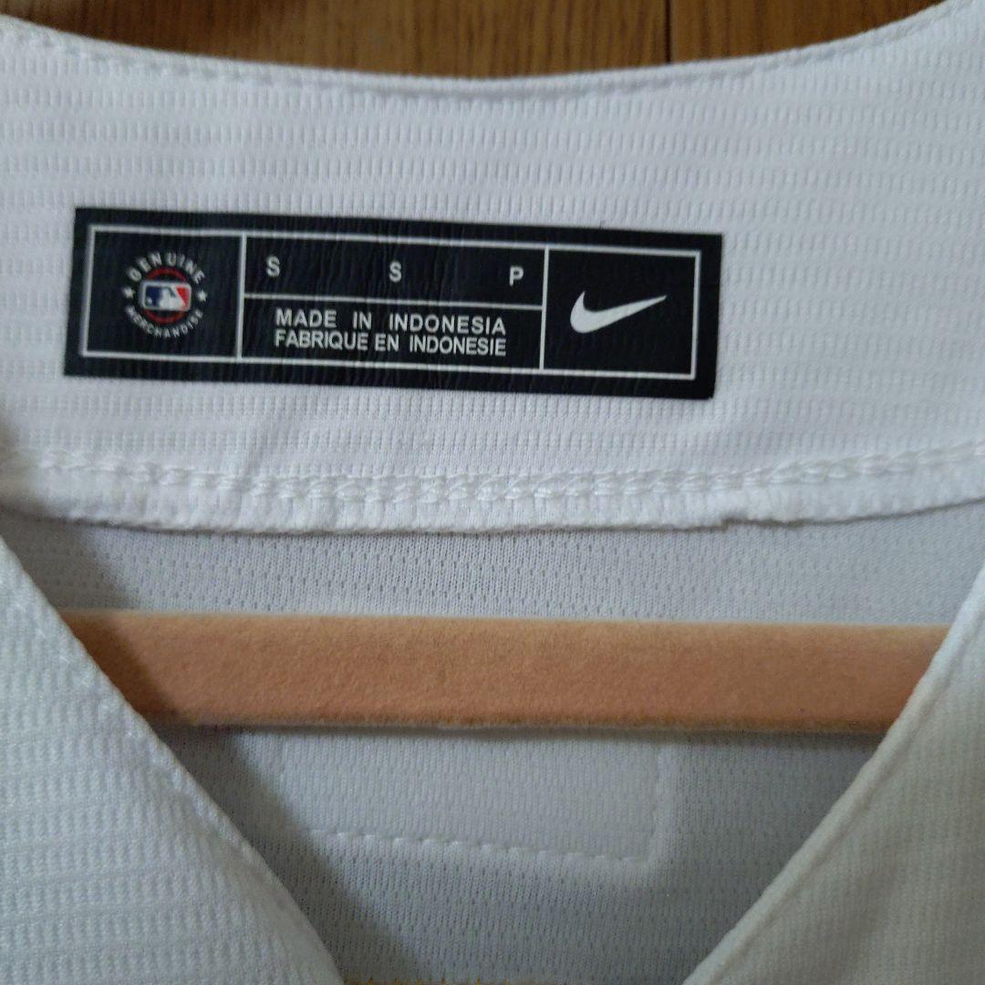 HENDERSON 24番 MLBレプリカユニフォーム