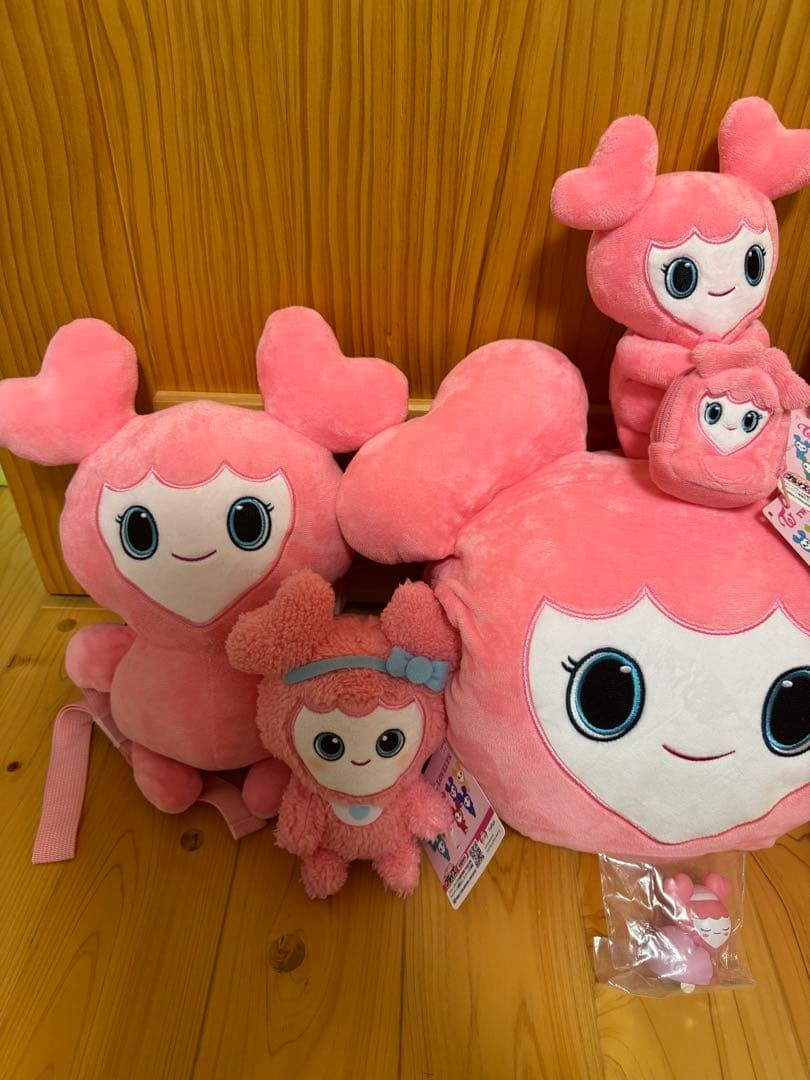 TWICE モモ　GIGO期間限定ぬいぐるみ8点＋ガチャガチャ1点　セット