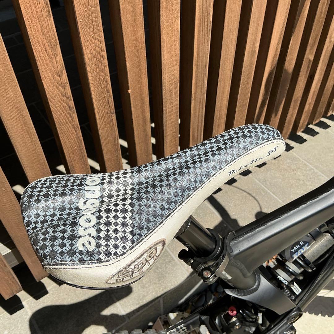 期間限定値下げ中　マングース　pinn’r フルサス