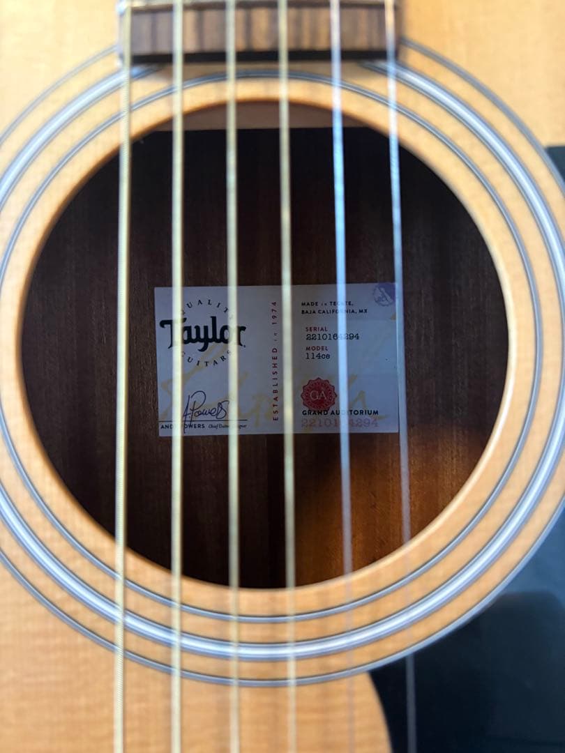 Taylor 114ce 美品　エレアコ　トラ杢 今年四月購入