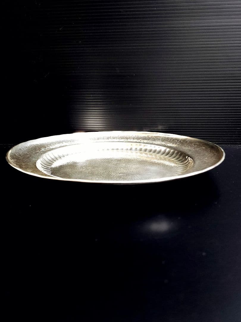 純銀　平安 美照 造 (加澤美照) 鎚目打　静海盆 打出 約378.35ｇ共箱