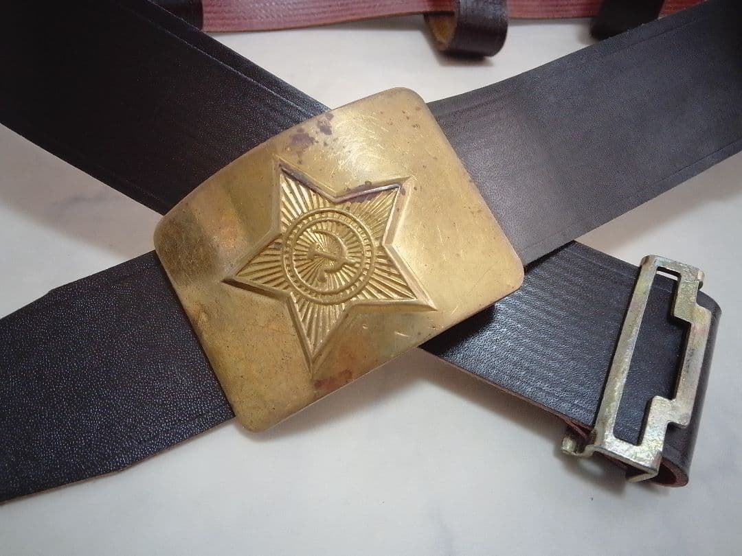 実物？ ソ連 ロシア ベルト サスペンダー 本革 軍 ソビエト ミリタリー