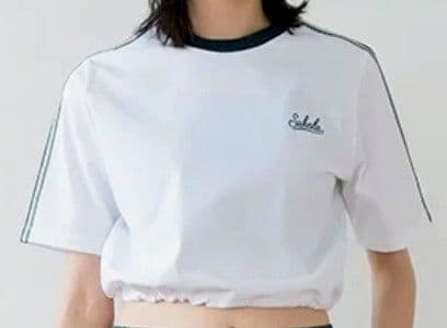 ショート丈Tシャツ＆スポーツブラセットM