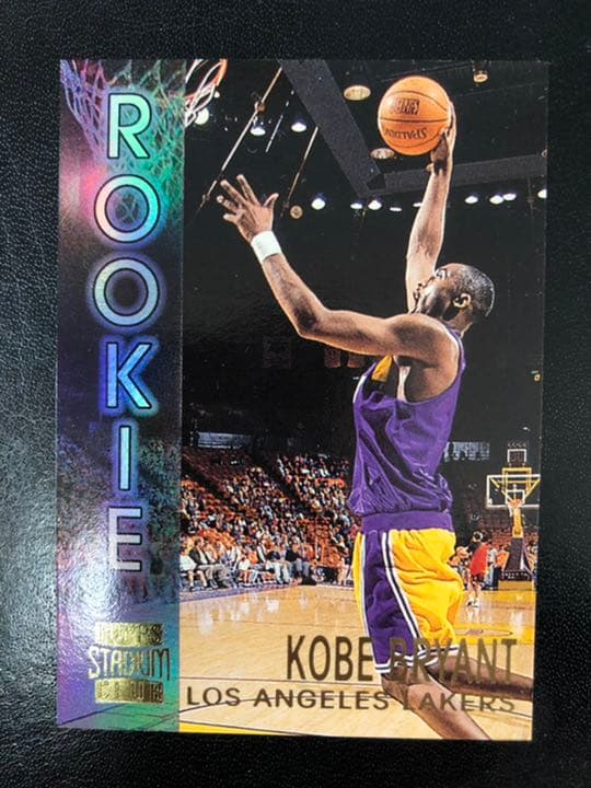 コービーブライアント ルーキーカード 1996年TOPPS R9