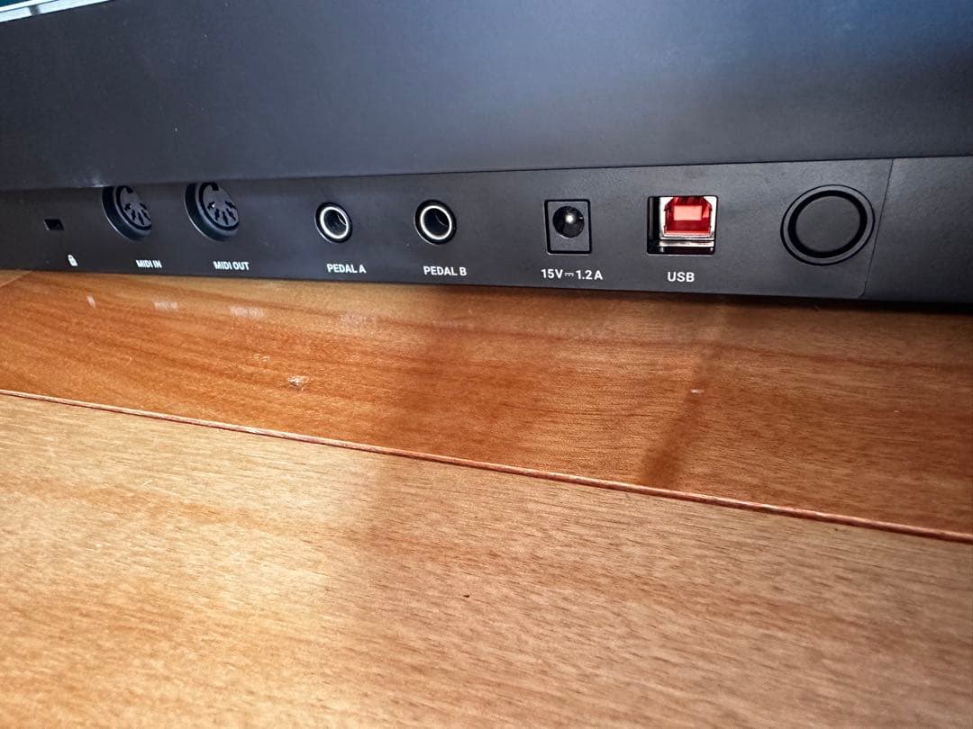 KOMPLETE 61鍵 MIDIキーボードKONTROL ライセンス 元箱あり