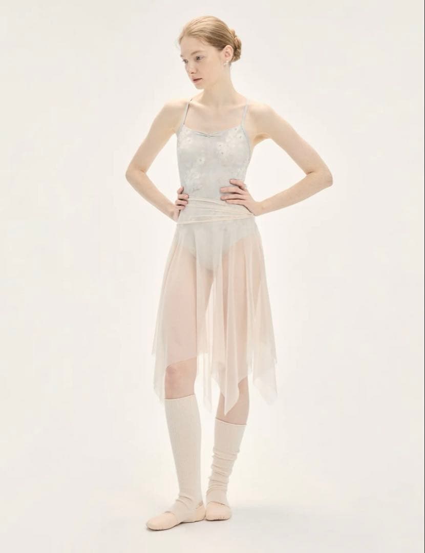 【新品未使用】TYPHA バレエスカート クリームアプリコット