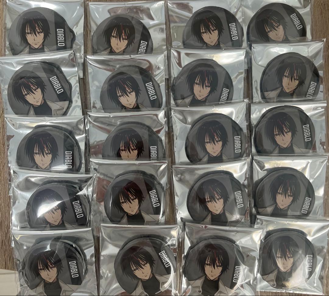 転生したらスライムだった件 転スラ ドンキ コラボ 缶バッジ 冬服の装い