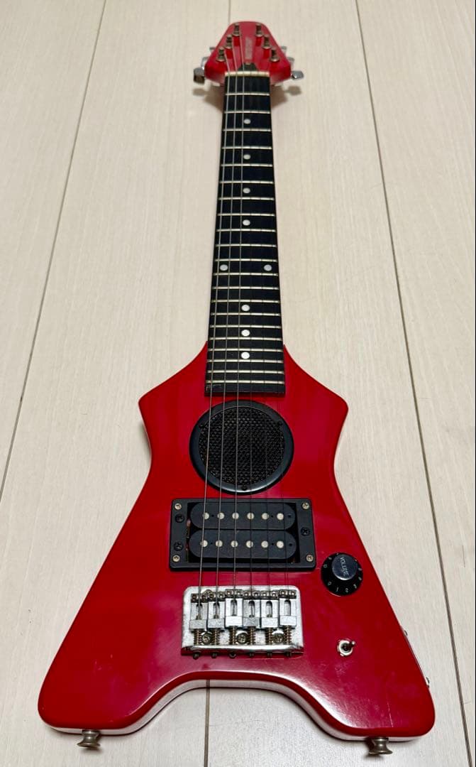 スピーカー内蔵ミニギター MASTER CRAFT