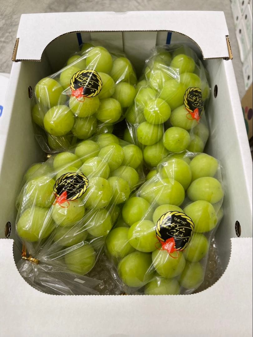 68【島根県産】シャインマスカット約2キロ(3〜5房)×2