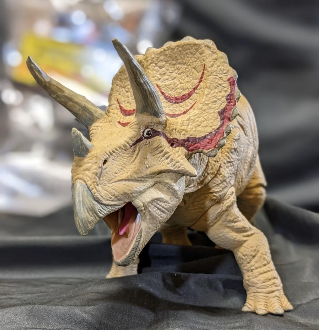 恐竜（セガ）ティラノサウルス＆トリケラトプス　ソフビフィギュア２体セット