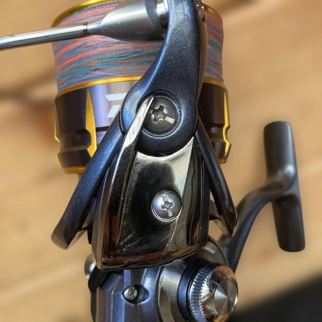 DAIWA FREAMS 3000 スピニングリール