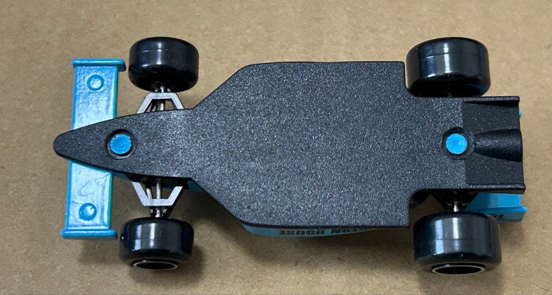 トミカ F3000 LEYTON HOUSE 15