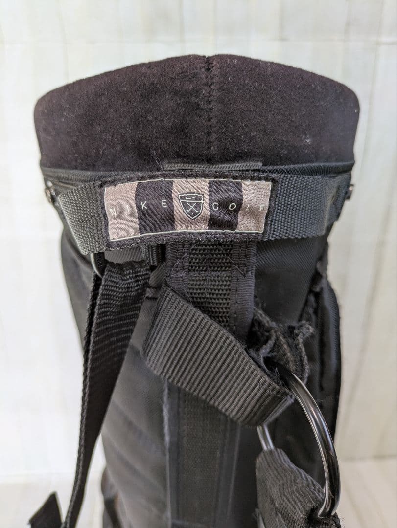 NIKE ゴルフキャディバック　スタンド付　ブラック