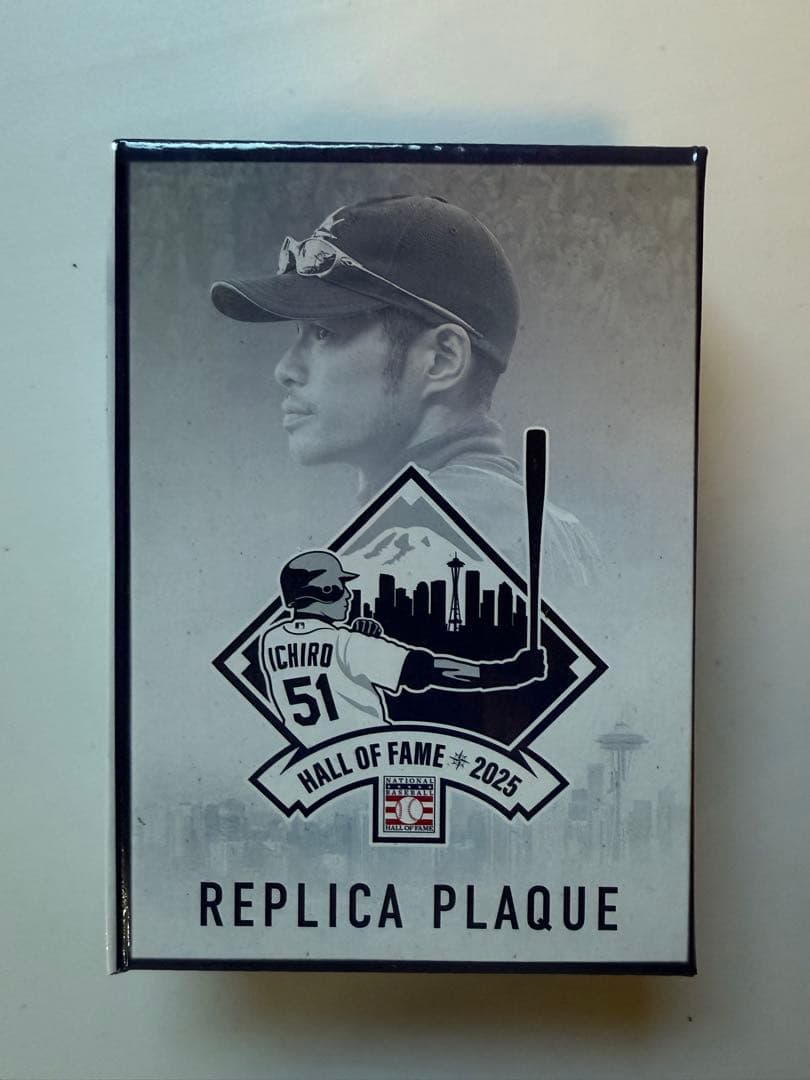 イチロー　殿堂入り記念　球場配布　8月11日　プラーク　盾　マリナーズ