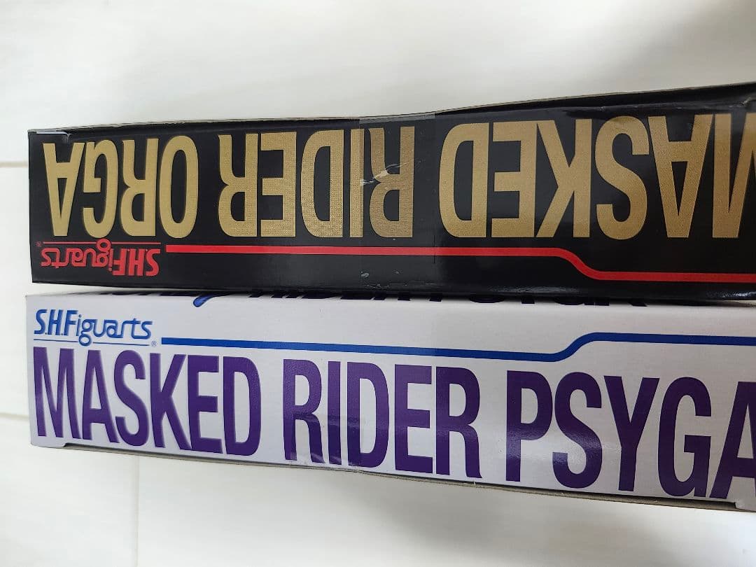 S.H.フィギュアーツ 仮面ライダーサイガ&オーガ セット