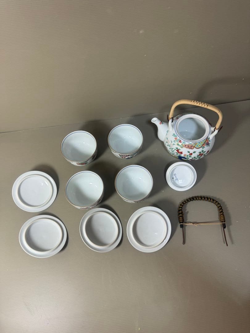 2399 有田焼　弥左衛門　茶器セット　急須1客　湯呑蓋付4客　金彩