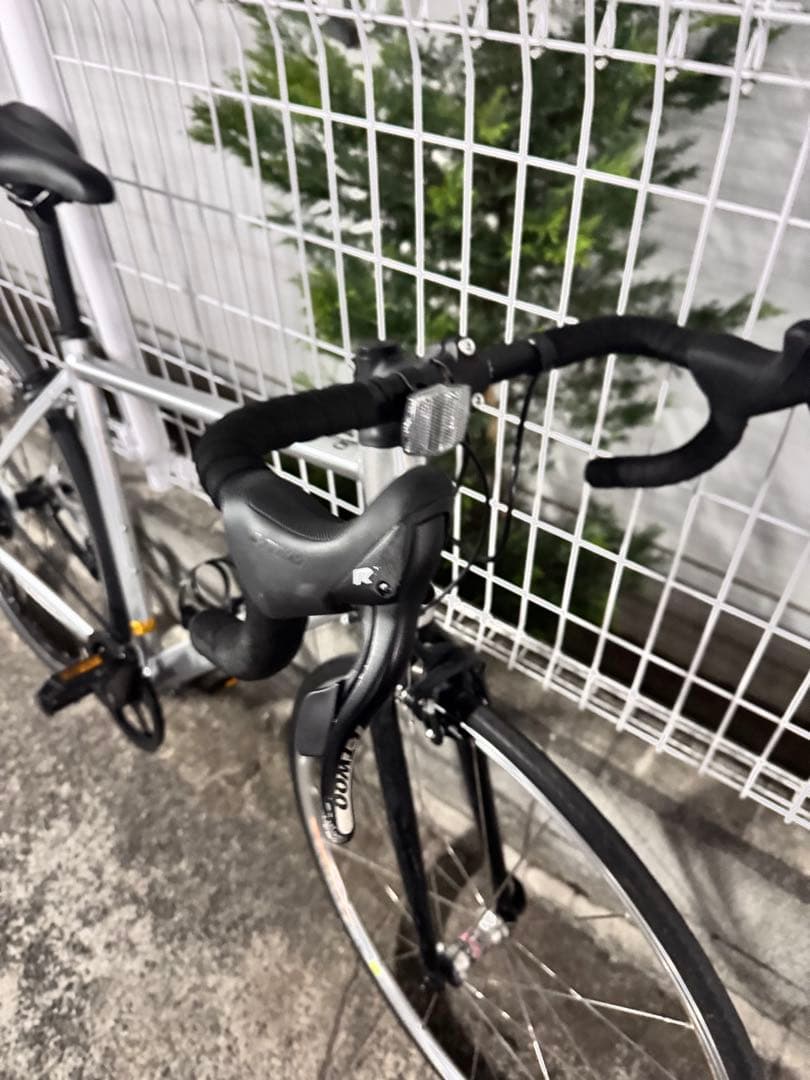 「取引限定」デカトロン　ロードバイク mサイズ　MAVIC アクシウム