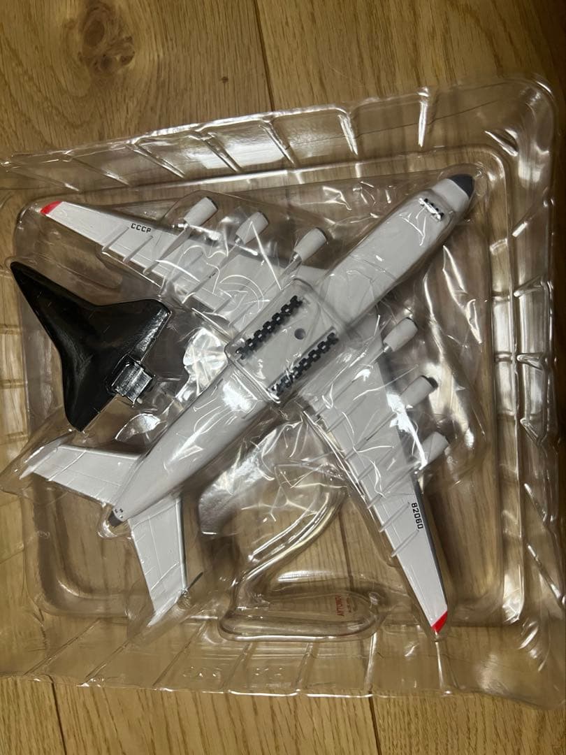 【再値下】アントノフAn225ムーリヤ + スペースシャトルブラン(1/400)