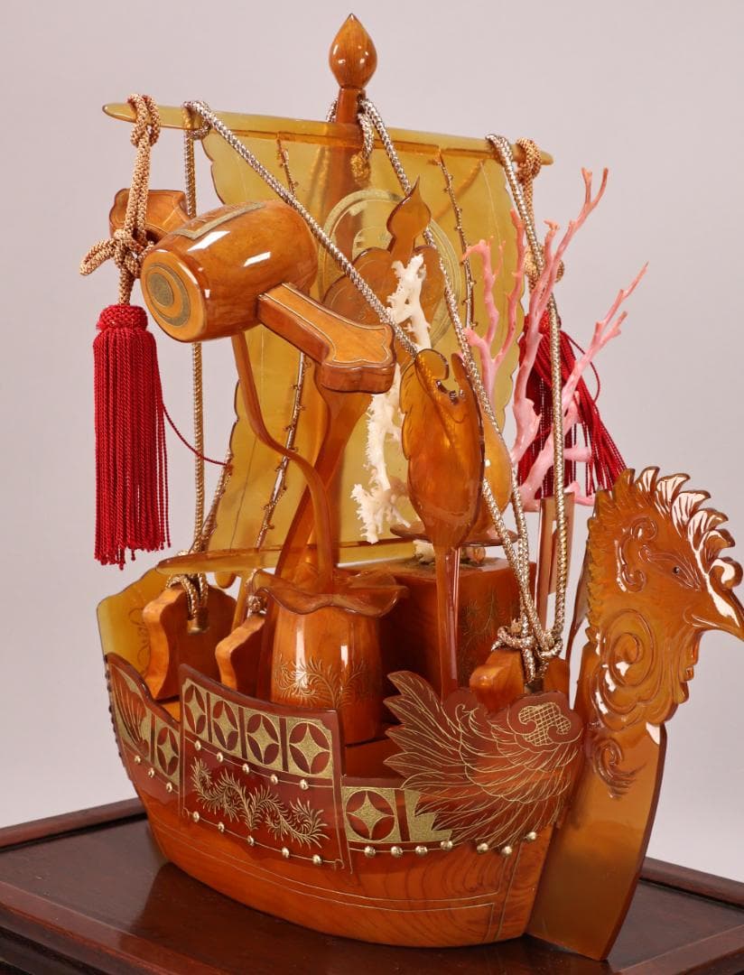 BK194　本鼈甲 「 鳳凰宝船 」 寶船　べっ甲　置物　床飾　珊瑚細工　台付