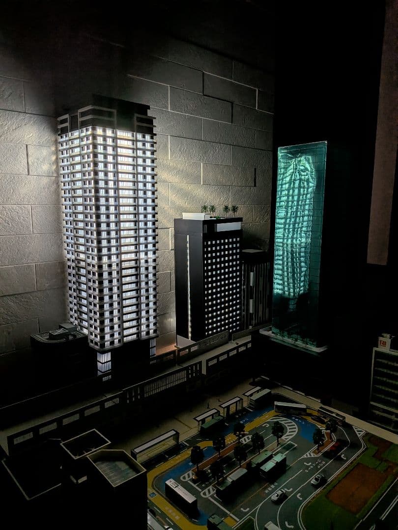 Nゲージ自作ストラクチャー　ミラーガラス風オフィスビル