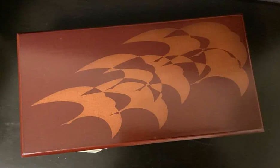 新品　象彦漆器 四方盆　菓子器 四角形 濃い赤色　箱付き