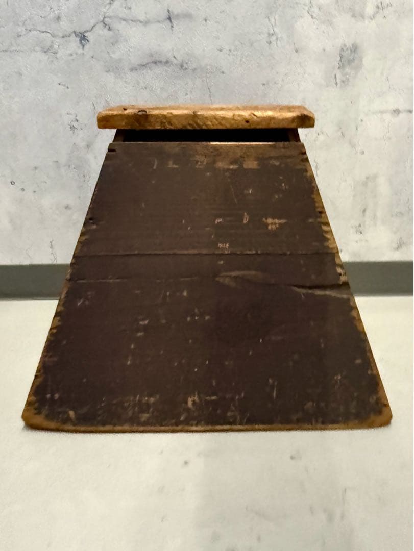 昭和レトロ　美しいヴィンテージの踏み台　木製三角形スツール 脚立　京都