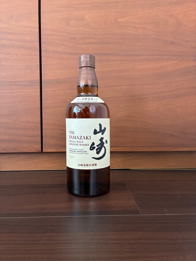 新品未開封　サントリー　山崎NV シングルモルトウイスキー