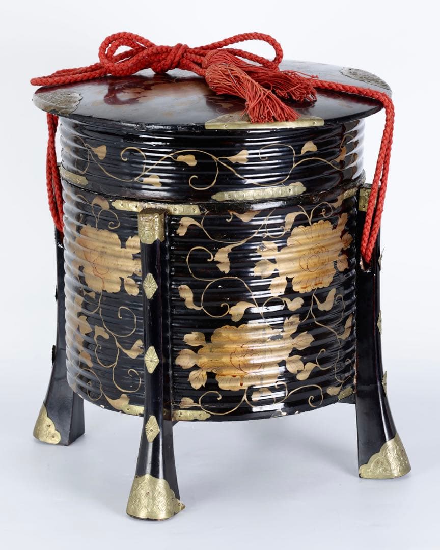 江戸後期〜明治期 黒漆塗 金蒔絵牡丹唐草文 行器 ほかい 婚礼道具 骨董 古美術