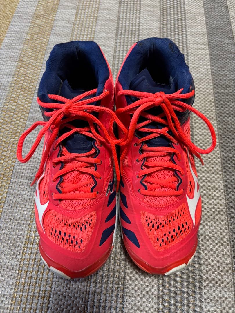 海外モデル　Mizuno バレーボールシューズ 赤コーラルオレンジ/ネイビー