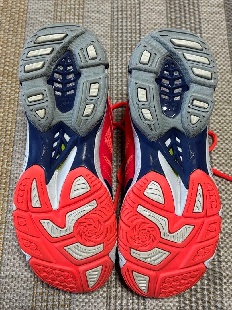 海外モデル　Mizuno バレーボールシューズ 赤コーラルオレンジ/ネイビー