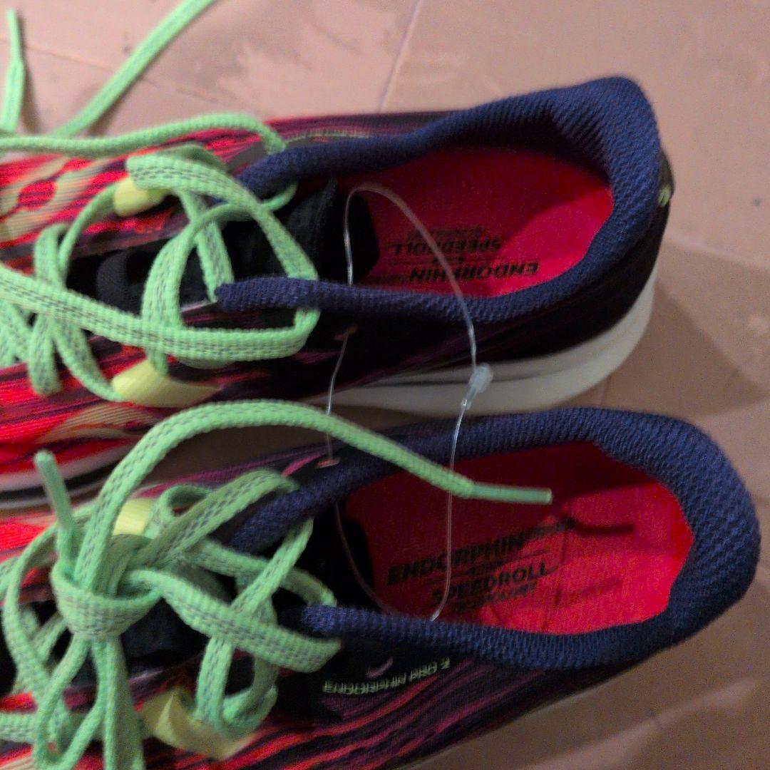 新品 サッカニー エンドルフィン プロ 2 マラソン シューズ 24.5cm