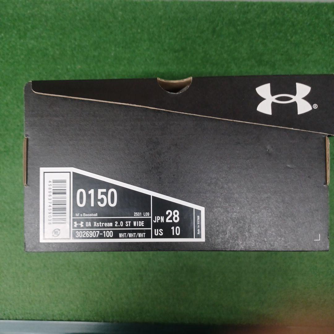 Under Armour ホワイト スパイク　28cm