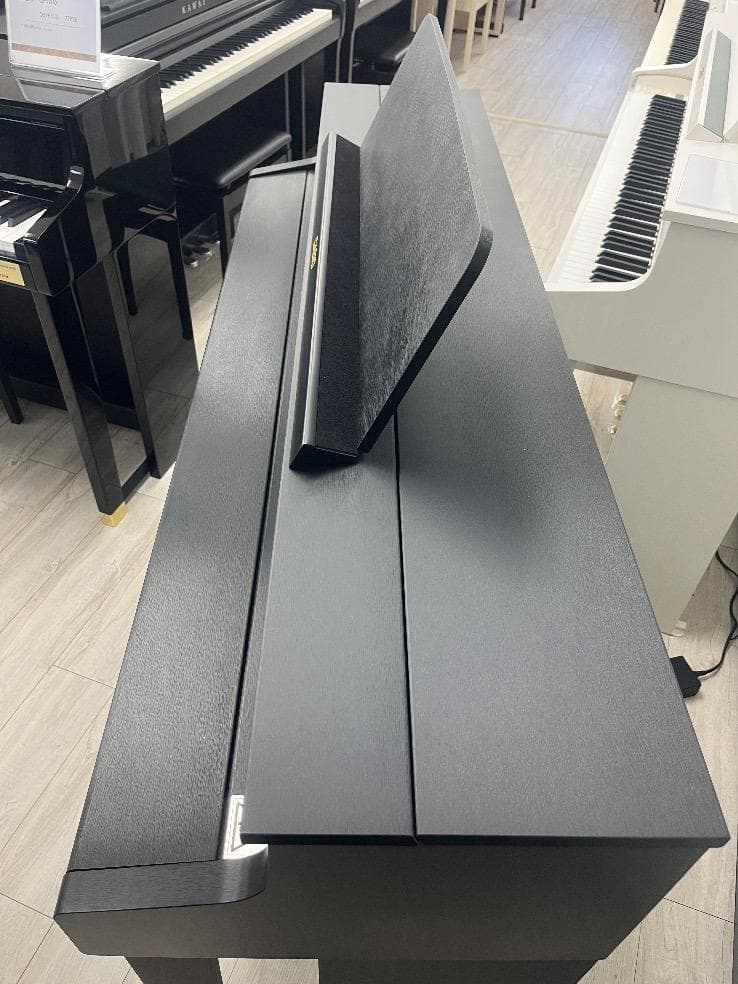 ★70162【電子ピアノ】CASIO　GP300BK　16年製