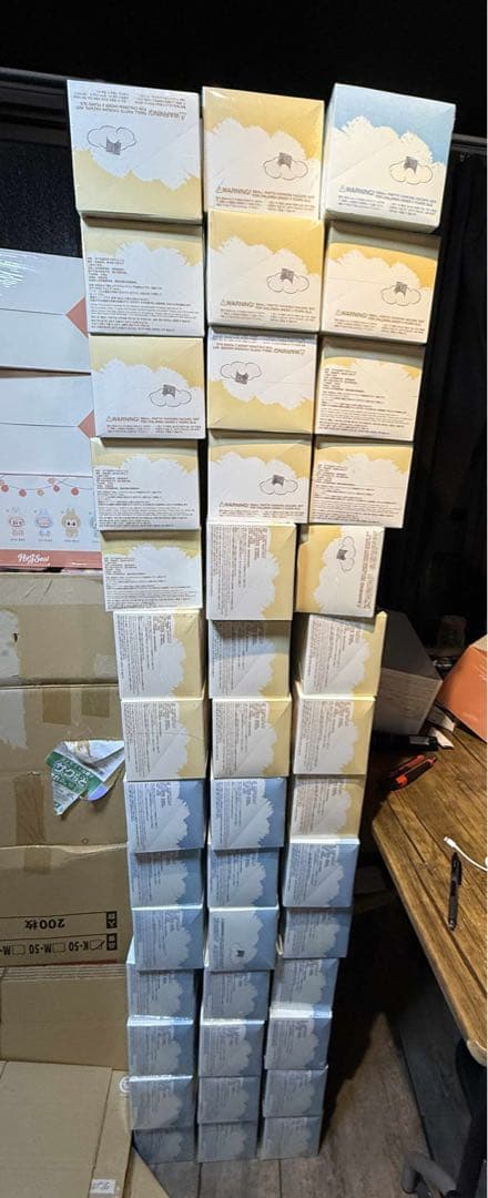 ポップマート　ラブブ　PIN FOR LOVE N〜Z アソートボックス