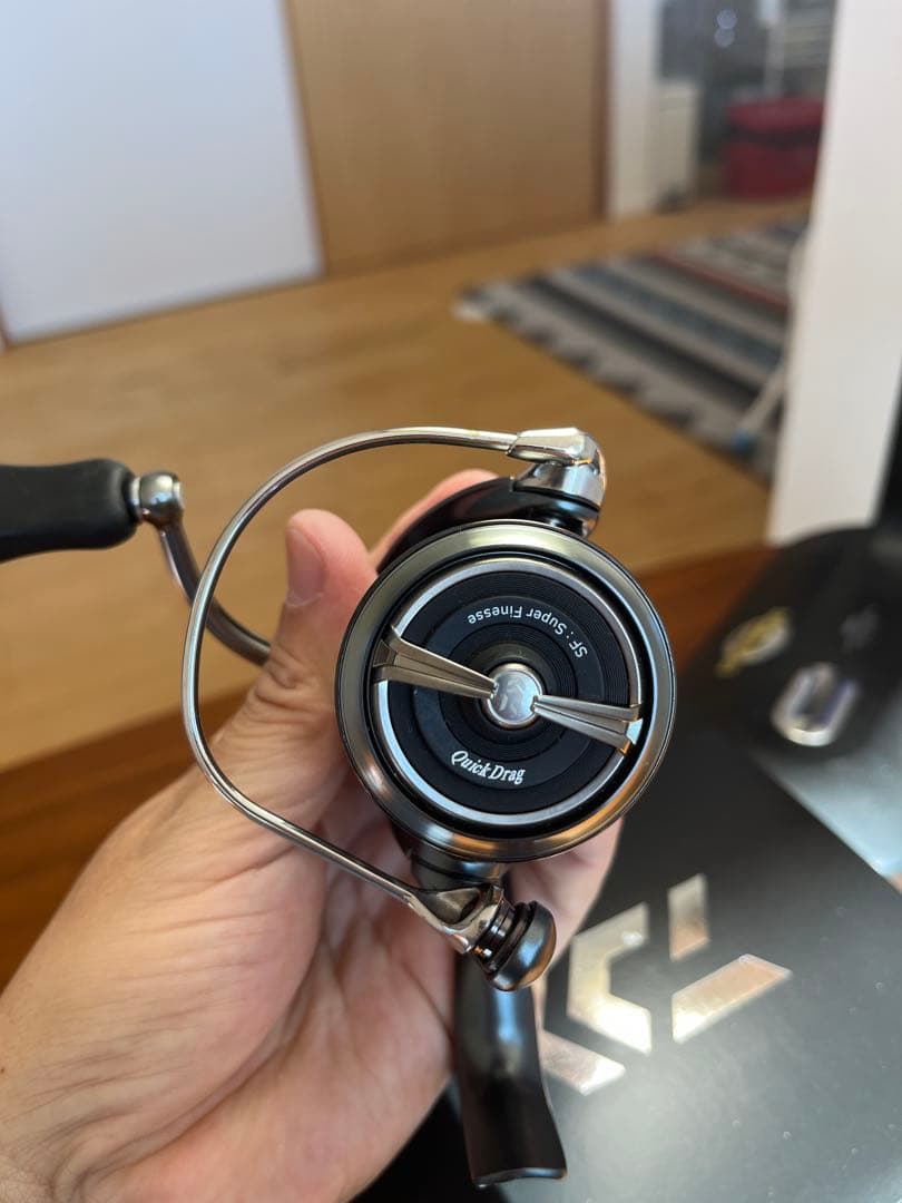 ダイワ　24エアリティST SF2500SS-H-QD