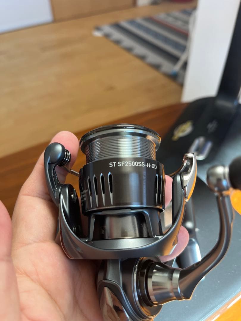 ダイワ　24エアリティST SF2500SS-H-QD