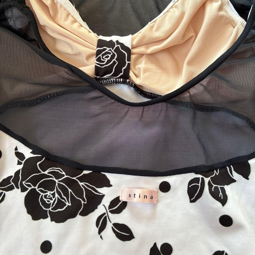 美品　Stina S レオタード