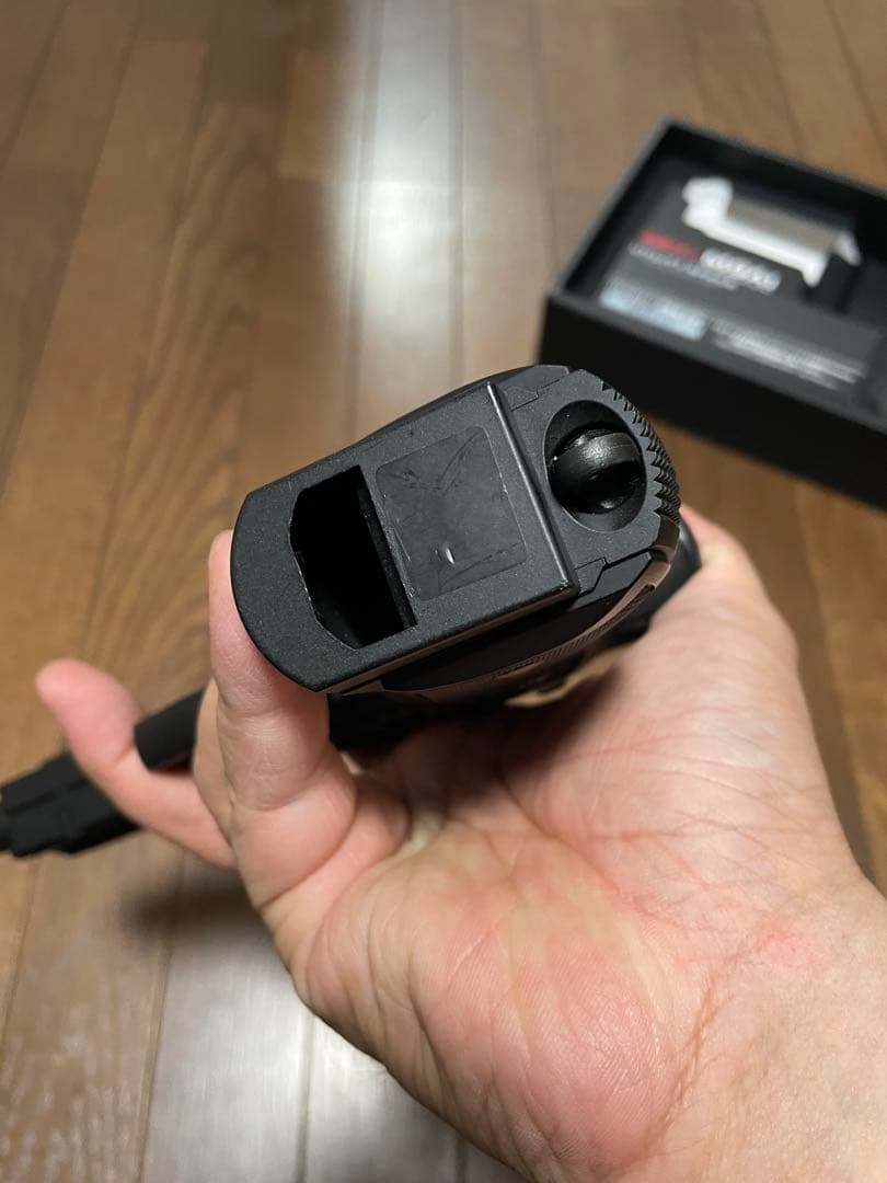 電動ハンドガン　ベレッタ　M9A1 フル・セミオート　バッテリー　充電器付き