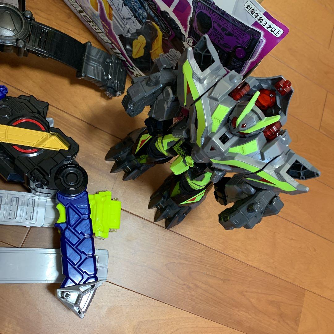 仮面ライダーゼロワン変身ベルド　まとめうり