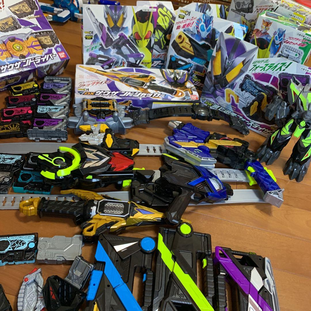 仮面ライダーゼロワン変身ベルド　まとめうり