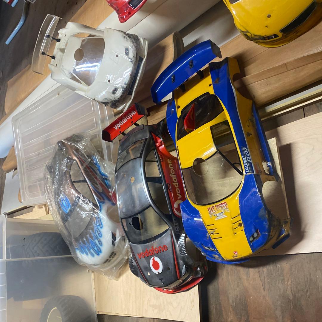 エンジンラジコンカー　　外装