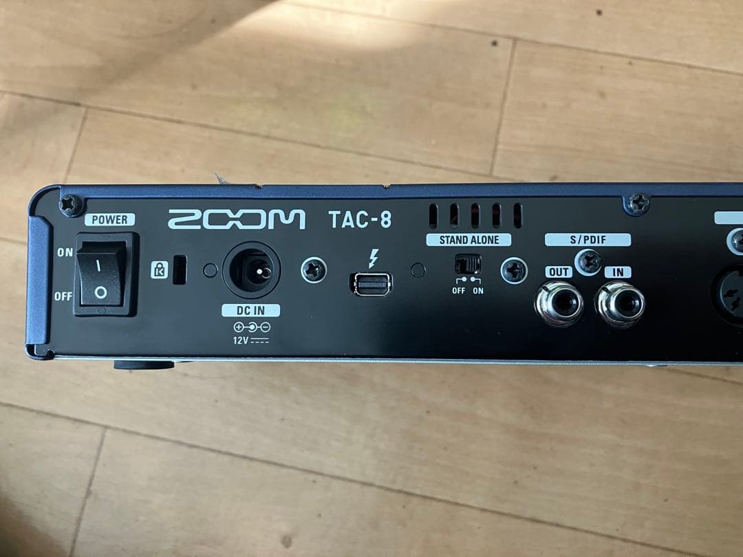 ZOOM TAC-8 8chオーディオインターフェイス 付属品あり