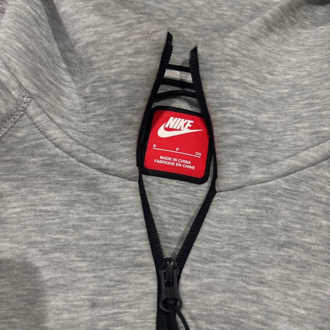 Nike テックフリース Sサイズ グレー