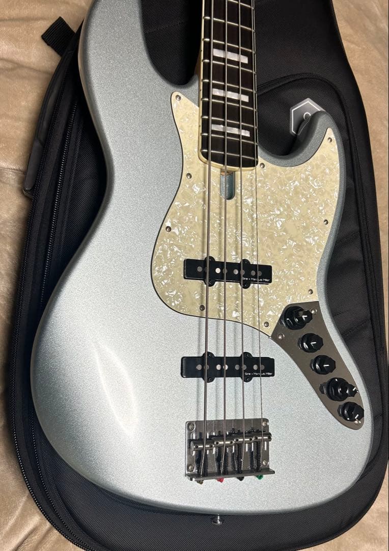 Sire ( サイアー ) / V7 4ST Alder エレキベース