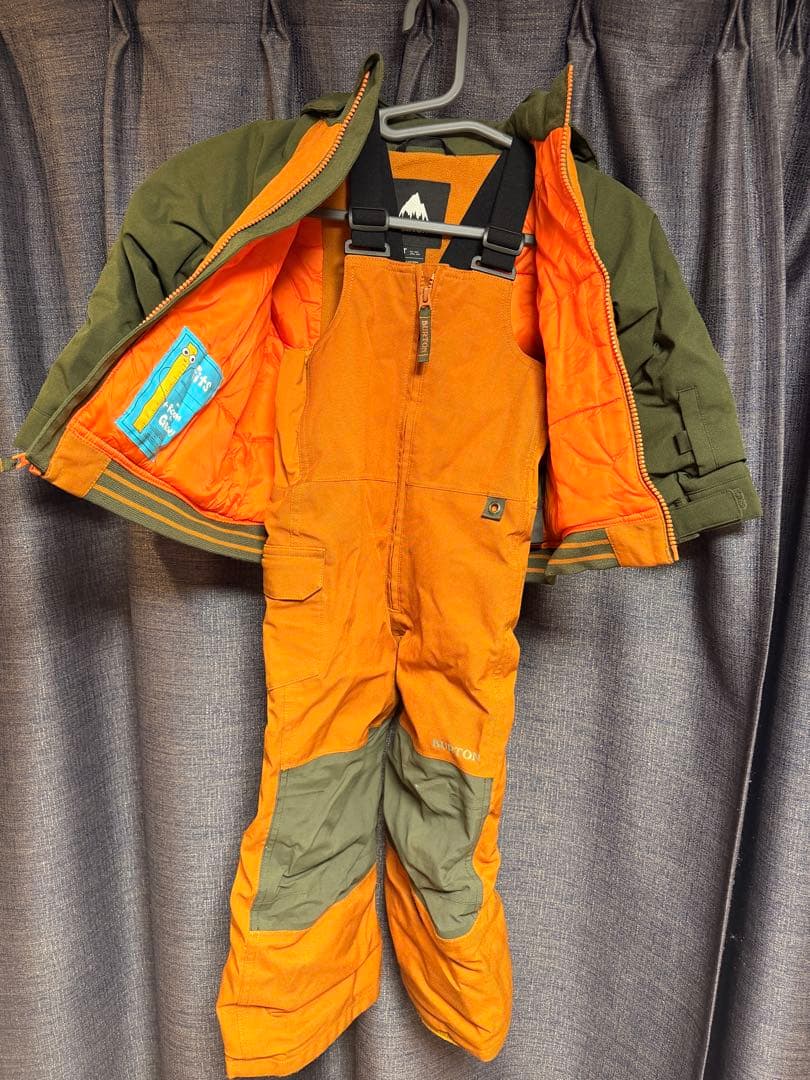 バートンBurton子ども用スノーボードウェア4T（100センチ相当）