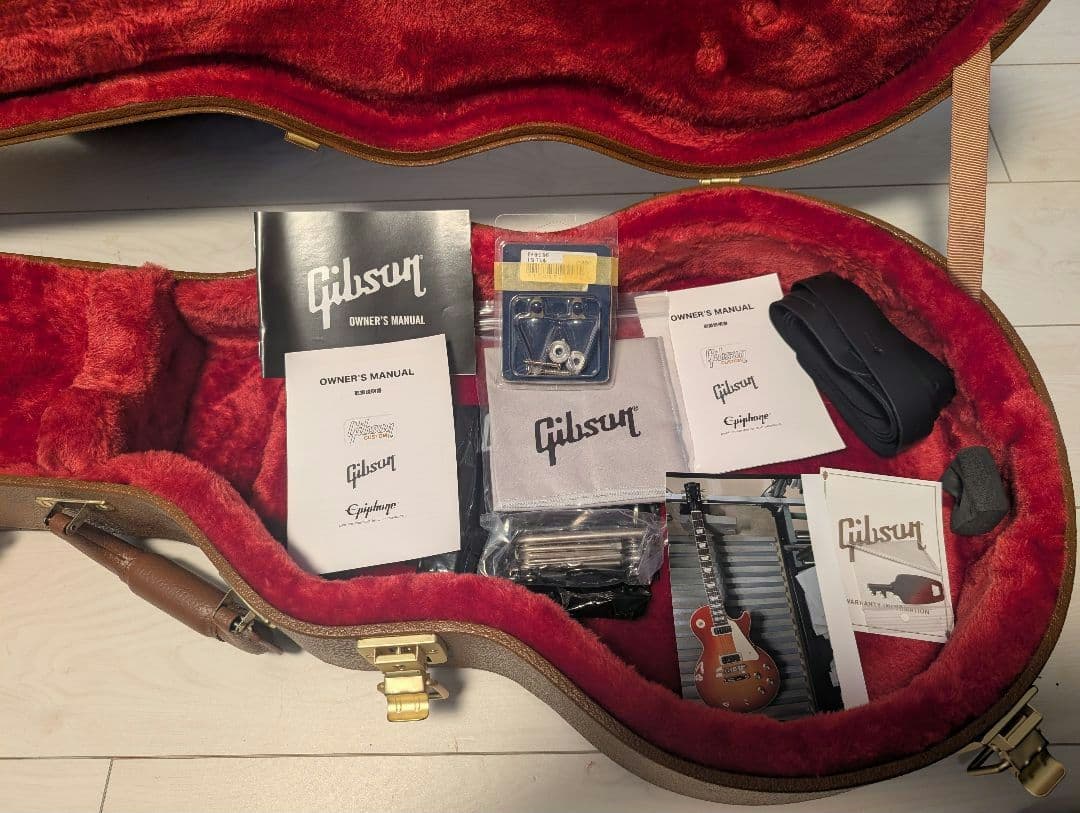 【生産終了カラー・最終価格】Gibson Les Paul Deluxe 70s