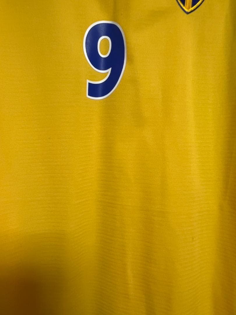 サッカー・スウェーデン代表 ユングベリ（LJUNGBERG） 9番