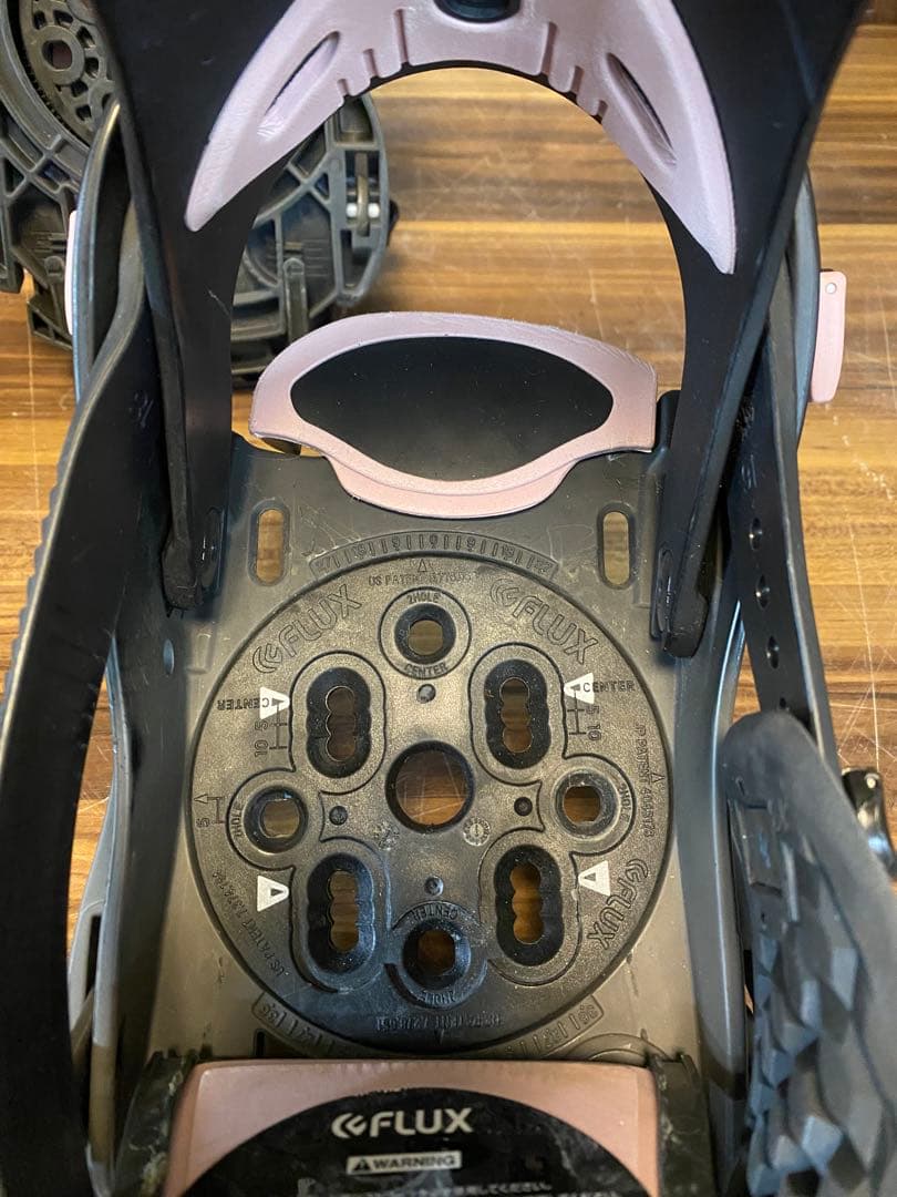 K*a様 Q3130 FLUX ビンディング　スノーボード　carmate XS