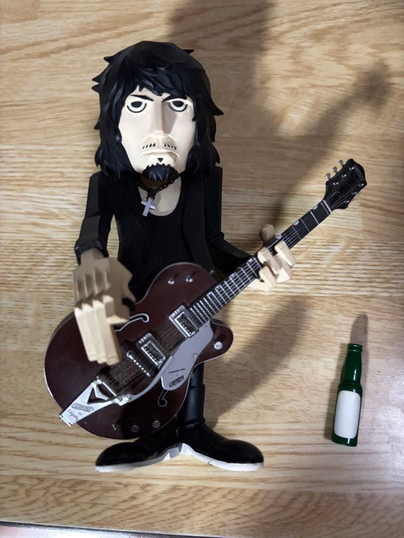 チバユウスケ フィギュア ギター、ビール瓶付き 完全数量限定(箱無し)